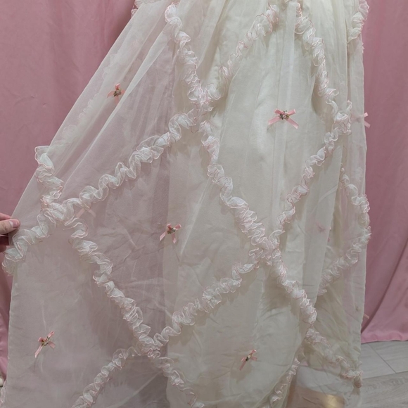 Vintage 1970s White/Cream & Pink Ruffle Gown (fits a Modern XS/S) - Picture 5 of 7